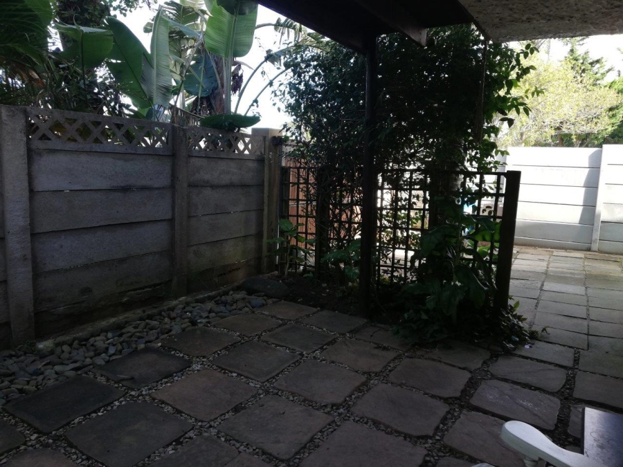 To Let 1 Bedroom Property for Rent in Gonubie Eastern Cape